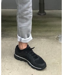 UNDER ARMOUR | スニーカー