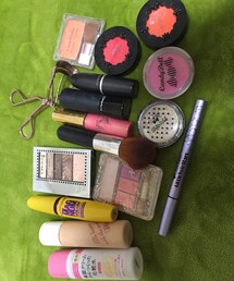 お化粧ポーチの中身(。・ө・。) | その他
