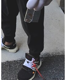 off white | スニーカー