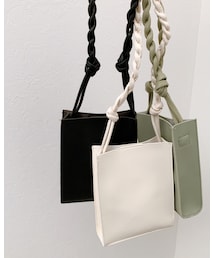 INN | eco leather square pochette(ショルダーバッグ)