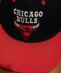 adidas | ブルズのキャップ♪
鍔の裏が緑なのがお気に入り♪(キャップ)