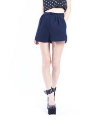 Young Hungry Free | スラックス