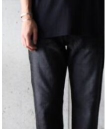 niche. | デニムパンツ