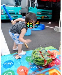 初スイカ割り🍉 | 長男、初スイカ割りに挑戦🍉(その他)