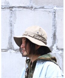 South2 West8 | ハット