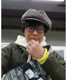 座ってる | その他