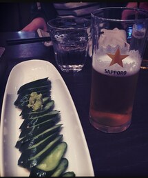 瓶ビールはエビス | ビールとキュウリ一本漬♡(その他)