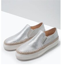 ZARA | メタリックレザースニーカー(スニーカー)