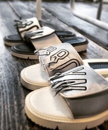 doublet | broken embroidery sandal(サンダル)
