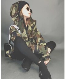 confidence | マウンテンパーカー