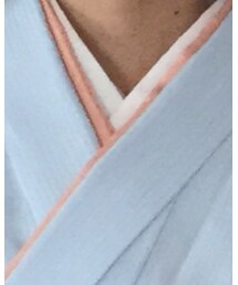 伊達襟 | 結婚式に行くのに色無地と袋帯だけでは寂しいかなとWAKONで伊達襟を購入。チラ見せですがサーモンピンクがいいアクセントになりました。(和装小物)