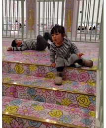 落ち着きのない2人 | トップス