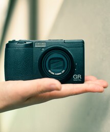 RICOH GR DIGITAL | やっぱり、初代のこの子がいちばん💓(カメラ/カメラグッズ)