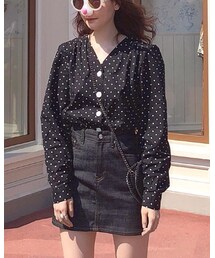 isn't she? | シャツ/ブラウス