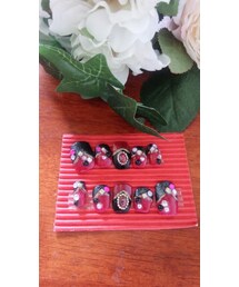 自作 | 赤と黒の天然石付ネイルチップ(その他)