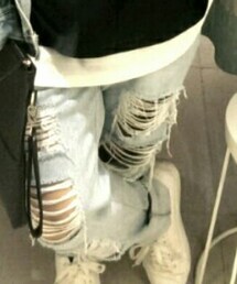 SPINNS | デニムパンツ