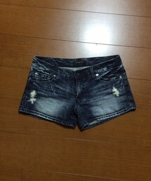 ダメージ短パン(デニムパンツ)