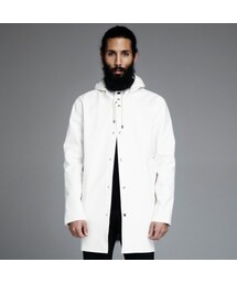 RUBBERIZED COTTON COAT WITH WELDED SEAMS.(その他アウター)