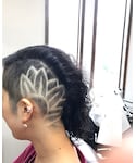 花柄の「ヘアアクセサリー(ウィッグ)」