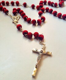 Catholic Centre | Rose scented rosary wood beads (ネックレス)