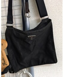 PRADA | 母親からのお下がりです。カビ？よごれ？どうやって落とすんですか？(ショルダーバッグ)