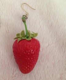 いちごピアス(ピアス（片耳用）)