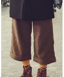 INITIALS | スラックス