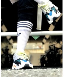 adidas | YEEZYBOOST700(スニーカー)