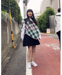 スンと立ってる写真 | トップス