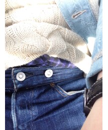 LEVI'S VINTAGE CLOTHING | リーバイス125
初期復刻の白パッチ(デニムパンツ)