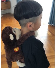 おんぶしてあげている | その他