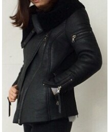 ASH | ムートンコート