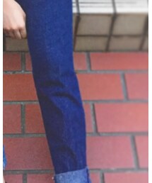 裾気に入らんから2回おりました💧 | デニムパンツ