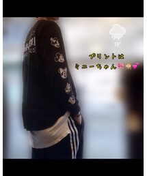 雨で黒を着て、かっこつけてますが… | その他