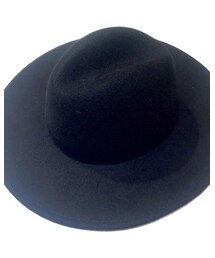 too much | ハット