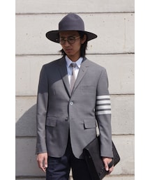 THOM BROWNE | CLASSIC SB SV SPORT COAT IN MED GREY 120S PLAIN WEAVE W/ WHITE 4 BAR(テーラードジャケット)