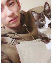 茶色いパーカー | パーカー