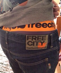 FreeCity スキニーデニム(デニムパンツ)