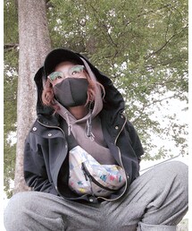 雨降って木陰で雨宿り | その他