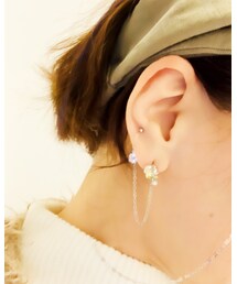 aina・makana | アシンメトリーで片耳だけイヤーカフ付のピアス　【aina makana shopping】https://instagram.com/aina.makana_shopping?igshid=bbyc105bj621(ピアス（片耳用）)