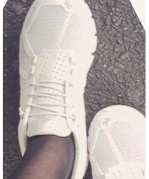 On | スニーカー