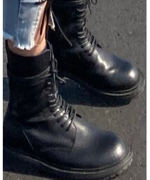 Momo | 下次會拍更清晰的馬汀靴局部圖！દ ¨̯ه૩(ブーツ)