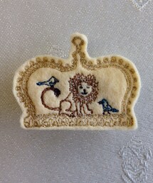 coral&tusk lion crown pin(ブローチ/コサージュ)