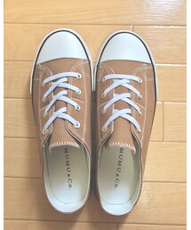 しまむら | 1500円(スニーカー)