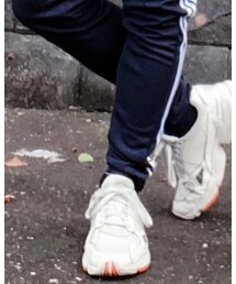 adidasファルコン | スニーカー