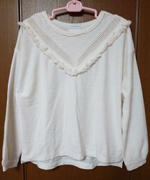 E hyphen world gallery | フリンジ付 長袖 カットソー アイボリー(Tシャツ/カットソー)