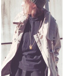 laboum.jp | 前の丈より後ろの丈が短くなった台形型タートルネックニットです。形がとても良いです。(ニット/セーター)