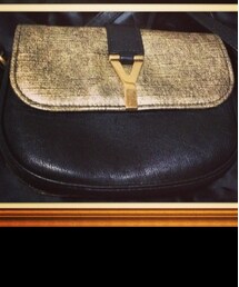 Yves Saint Laurent | YvesSaintLaurentrivegauche
ゴールド×ブラック クラッチ(クラッチバッグ)