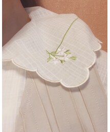 刺繍襟部分アップ | シャツ/ブラウス