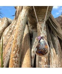 Teardrop opal pendant necklace / しずくオパールのペンダントネックレス(ネックレス)